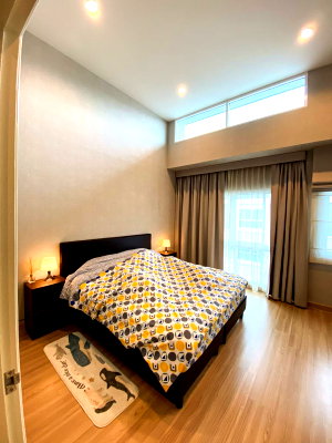 ทาวน์โฮมให้เช่า : ให้เช่า ทาวน์โฮม 3 ชั้น บ้านอัครา รามคำแหง - วงแหวน  เลี้ยงสัตว์ได้* ที่ ไลน์: @homefinder