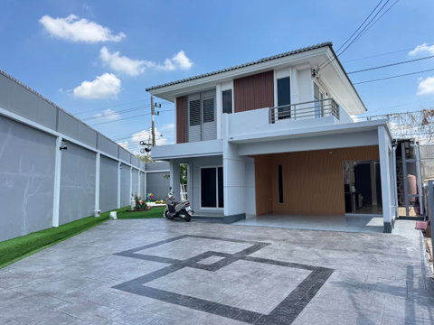 พฤกษ์ลดา ปิ่นเกล้า - สาย 5 ติดถนนบรมฯ