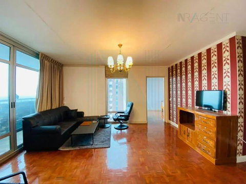 🎊 For Rent Condo RIVIERA UP Building 1, Floor 28,3 bed room, Room size 118.00 sqm