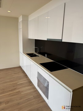 🌃 2-Bedroom High-Floor Unit with Open View, Brand-New Condition – Noble Form Thonglor, Near BTS Thong Lo