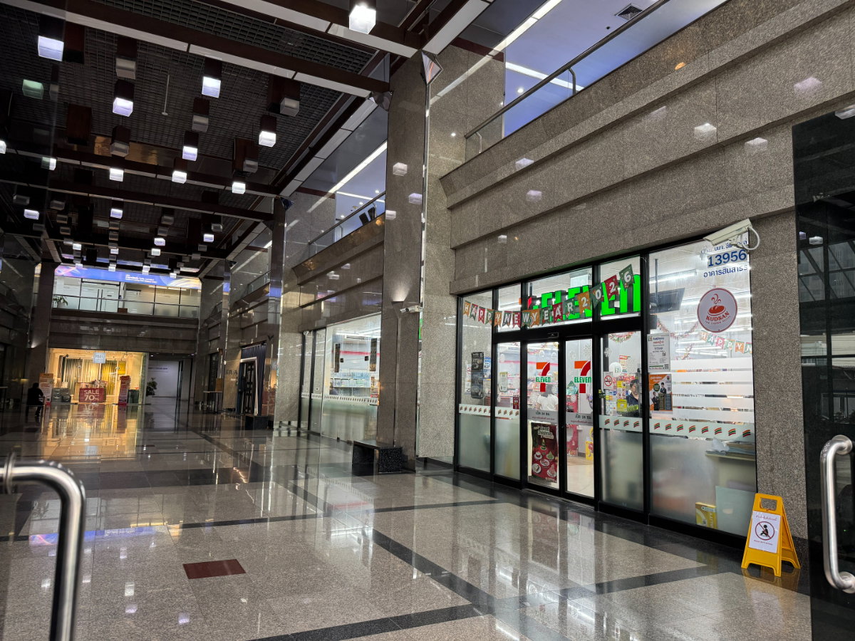 รูป สำนักงานให้เช่า (New Renovation) อาคารสินสาธร ทาวเวอร์ ชั้นที่ 17  - รูปที่ 2/21