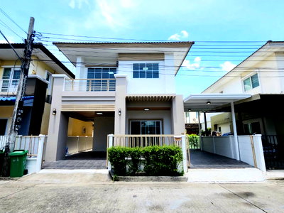 Twin houses for sale Nonthaburi : Baan Villa Kunalai 1 Bangbuathong