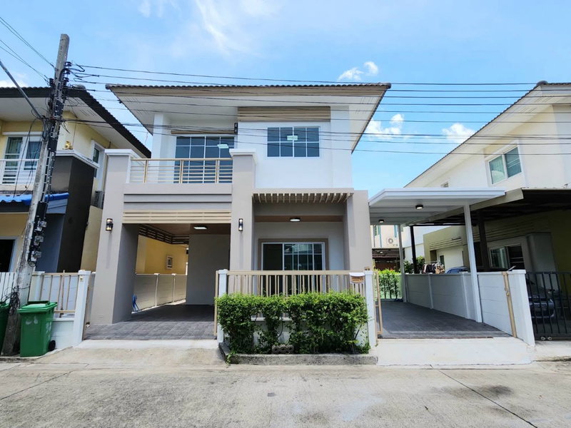 ขายบ้านแฝด : วิลล่าคุณาลัย 1 ต้นซอยวัดลาดปลาดุก