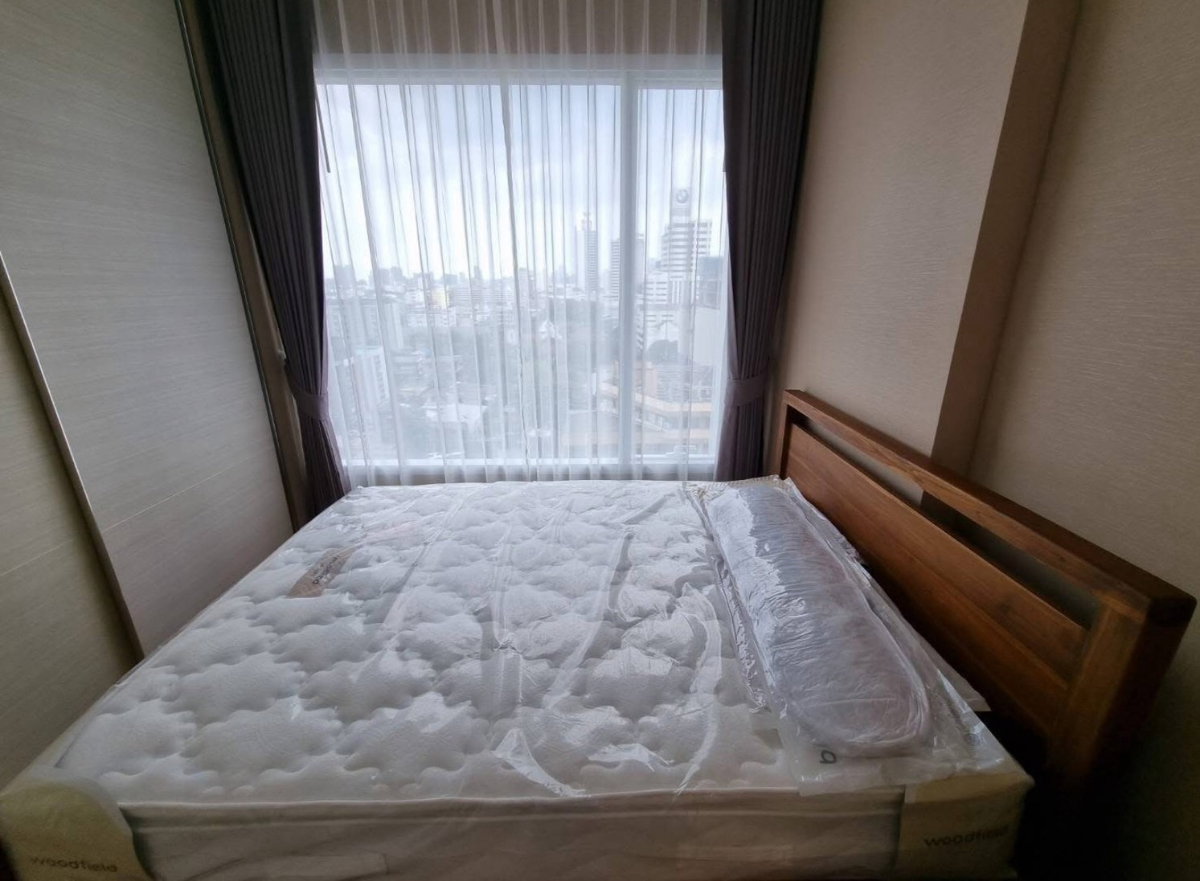 picture The Saint                     Residences - 3/7