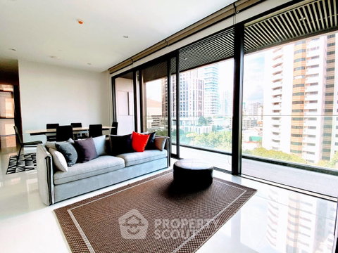100m From BTS Phrom Phong | 2-BR Vittorio Sukhumvit 39 (ID 3171045)