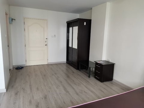 For Rent: Lumpini Condo Town Rattanathibet – Studio 25 sq.m. – THB 5,000/month – Near Central Northville