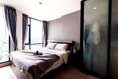 Condos for rent : Code: 26KJ4170  for rent Bangkok Horizon Sathorn - Narathiwas  🔥🔥 Line ID: @kjcondo (with @)🔥🔥