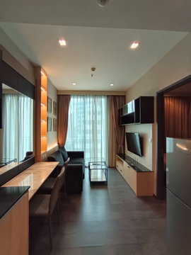 AUG08262 Edge Sukhumvit 23 decorated in Japanese style. fully furnished Prime location in the heart of the city, next to BTS Asoke