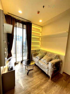 Condos for rent : For Rent Condo OKA HAUS SUKHUMVIT 36 Building 1, Floor 33,1 bed room, Room size 27.00 sqm