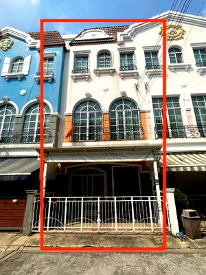 Townhouses for sale Bangkok : P0835/[For Sale] Baan Klang Muang Luzern Sukhumvit 77