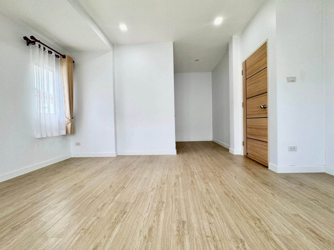 รูป ให้เช่าบ้านเดี่ยวหลังใหญ่ ม.แอทโฮม ซ.หมอย้อย ศรีราชา - รูปที่ 5/31