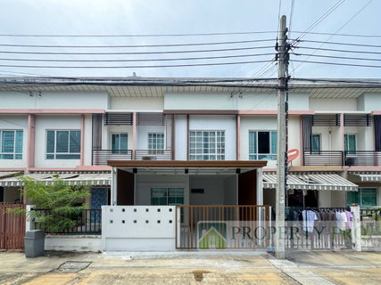 Townhome for Sale Pleno Rattanathibet - Chaiyaphruek, 3 beds 2 baths 18 Sqw New renovation near Ratchaphruek Kanchanaphisek Bang Bua Thong : KT26S-004
