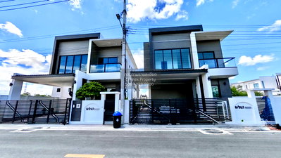 บ้านเดี่ยวให้เช่า : เช่าบ้าน  เอเรน เอ็กซ์ บางนา ชั้นสูง ห้องมุม หน้ากว้าง รีโนเวทใหม่ บางพลีใหญ่ บางพลี สมุทรปราการ CX-168848 ✅ ทักไลน์ @connexproperty ตอบทันที ทีมงานมืออาชีพ ✅