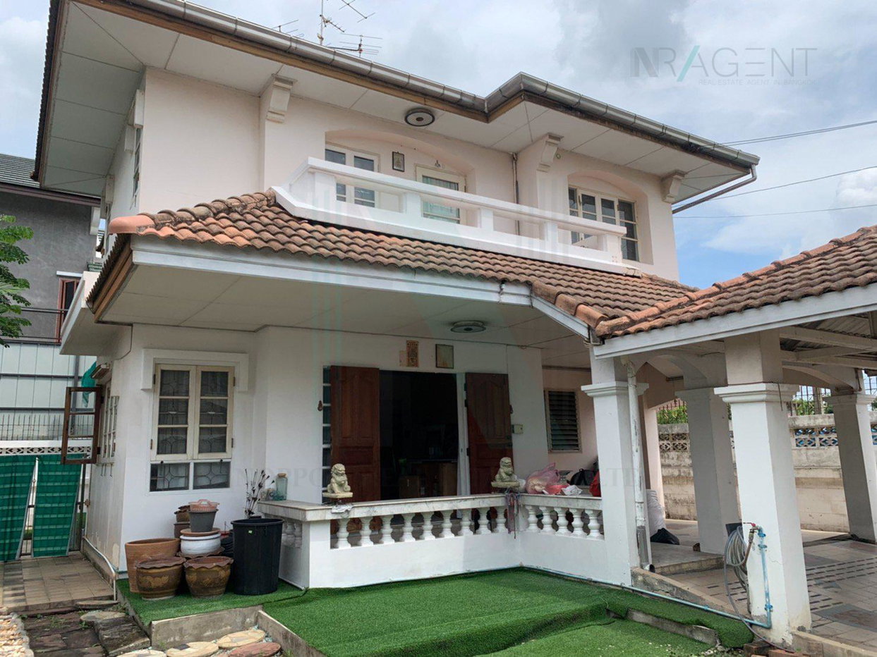 รูป 📌 ขายบ้านเดี่ยว โครงการ หมู่บ้านพรรณิการ์ 2 ชั้น 4 ห้องนอน 3 ห้องน้ำ - รูปที่ 2/8