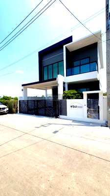 ขายบ้านเดี่ยว : ขายบ้าน  เอเรน เอ็กซ์ บางนา ชั้นสูง ห้องมุม รีโนเวทใหม่ บางพลีใหญ่ บางพลี สมุทรปราการ CX-168839 ✅ ทักไลน์ @connexproperty ตอบทันที ทีมงานมืออาชีพ ✅