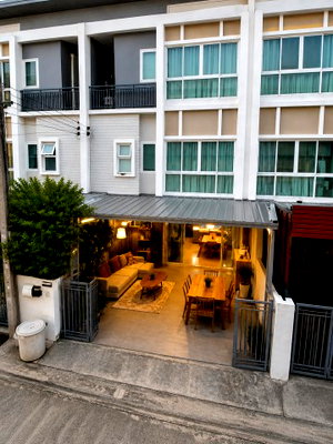 Townhouses for rent Boromarajonani College Of Nursing Noppharat Wachi : MRT Rat Phatthana 1.6 km., 4 bathrooms, 21 sq m., Soi Miss Teen, 5 bedrooms, 3-story townhome, 187 sq m., built-in furniture and complete electrical