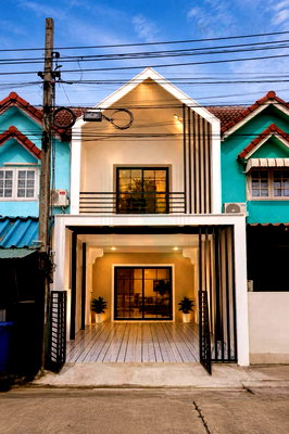 ขายทาวน์โฮม : 📌 ขายทาวน์เฮาส์ โครงการ บ้านพร้อมจิตร 2 ชั้น 2 ห้องนอน 2 ห้องน้ำ