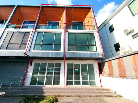 อาคารพาณิชย์ 53.5 ตร.วา เมืองขอนแก่น ขอนแก่น 10.5M