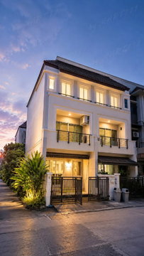 🔥 ขาย ทาวน์เฮาส์ บ้านกลางเมือง เดอะรอยัล โมนาโค ศรีนครินทร์-พัฒนาการ (Baan Klang Muang The Royal Monaco Srinakarin-Phatthanakan)