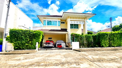 บ้านเดี่ยวให้เช่า : บ้านเช่าระดับพรีเมี่ยม ที่ไม่ได้ให้แค่พื้นที่ แต่ให้คุณภาพชีวิตทั้งครอบครัว หลังที่ดีที่สุดในโครงการ 3 ห้องนอน 3 ห้องน้ำ | 86 ตร.วา | วิวสวนโล่ง