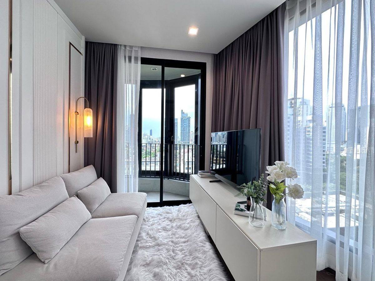 IDEO Q Sukhumvit 36 คอนโดแต่งคลาสสิกคลีนๆ ห้องสวยสภาพใหม่ พร้อมเฟอร์นิเจอร์เต็มห้อง พร้อมเข้าอยู่