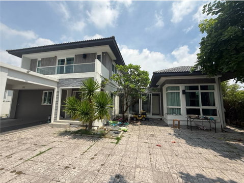 SPP105 บ้านเดี่ยวหลังใหญ่ สีวลี เพชรเกษม 69