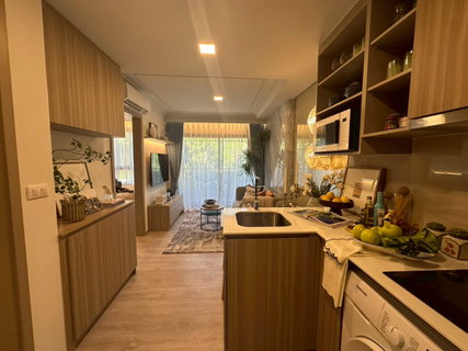 Condominium near Bang Tao Beach and Surin Beach with two large swimming pools.