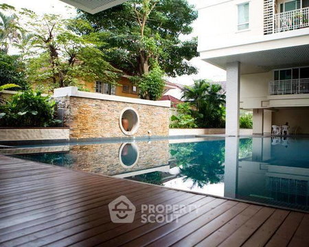 ขายคอนโด 2 ห้องนอน Baan Siri Sathorn Condominium ใกล้ MRT คลองเตย (ID 1837628)