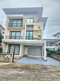 รูปภาพ 📌 ให้เช่าบ้านเดี่ยว 3 ชั้น โกลเด้น เพรสทีจ วัชรพล-สุขาภิบาล 5 5 ห้องนอน 4 ห้องน้ำ