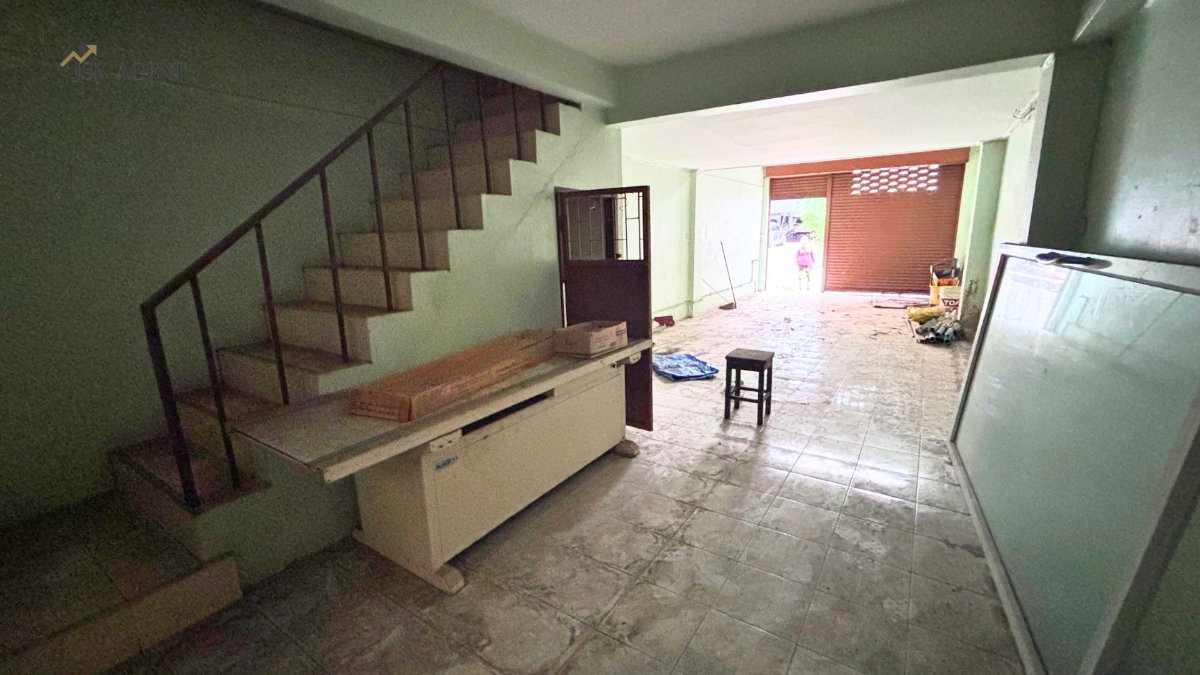 รูป ขายอาคารพาณิชย์ 4.5 ชั้น อ่อนนุช 41 หลังริม 100 เมตรเท่านั้นจากปากซอย - รูปที่ 10/20