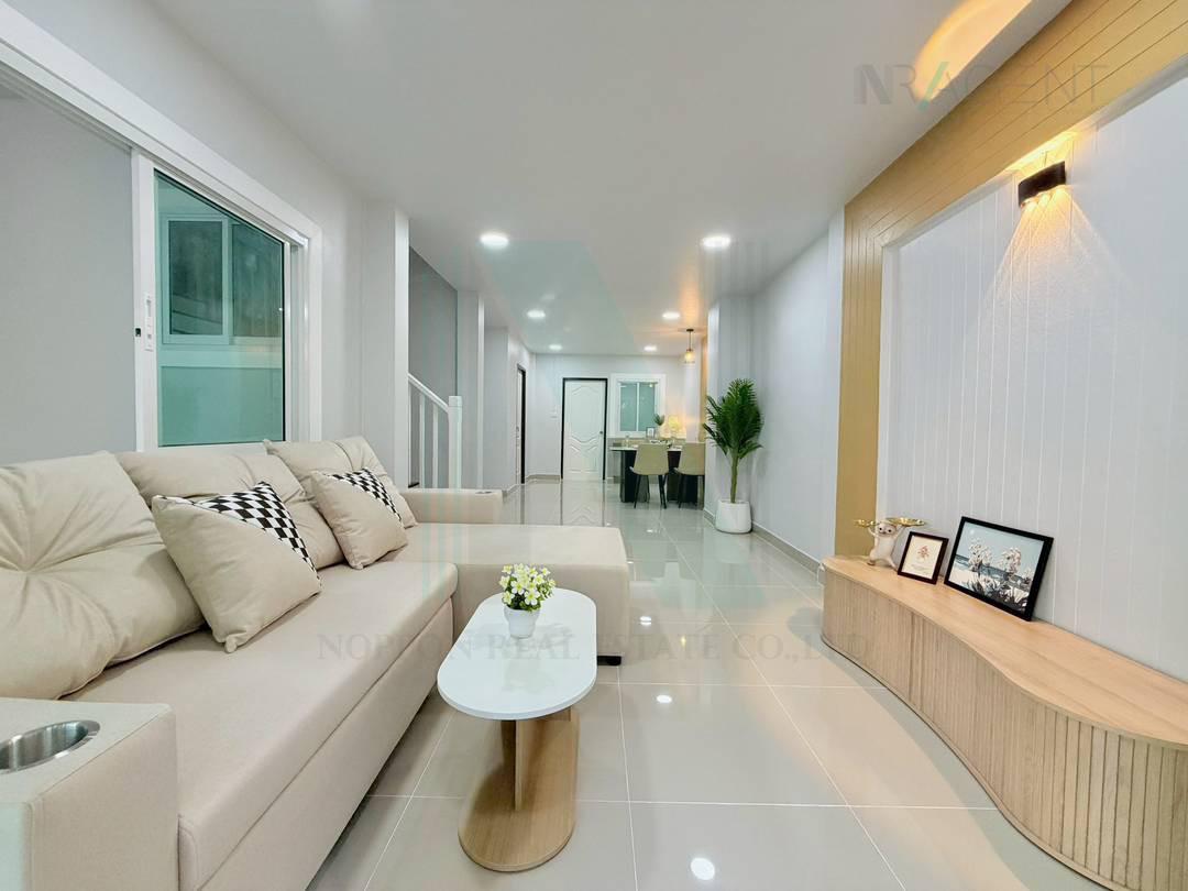 รูป 📌 ขายทาวน์เฮาส์ โครงการ นันทิชา 3/8 2 ชั้น 4 ห้องนอน 3 ห้องน้ำ - รูปที่ 3/8