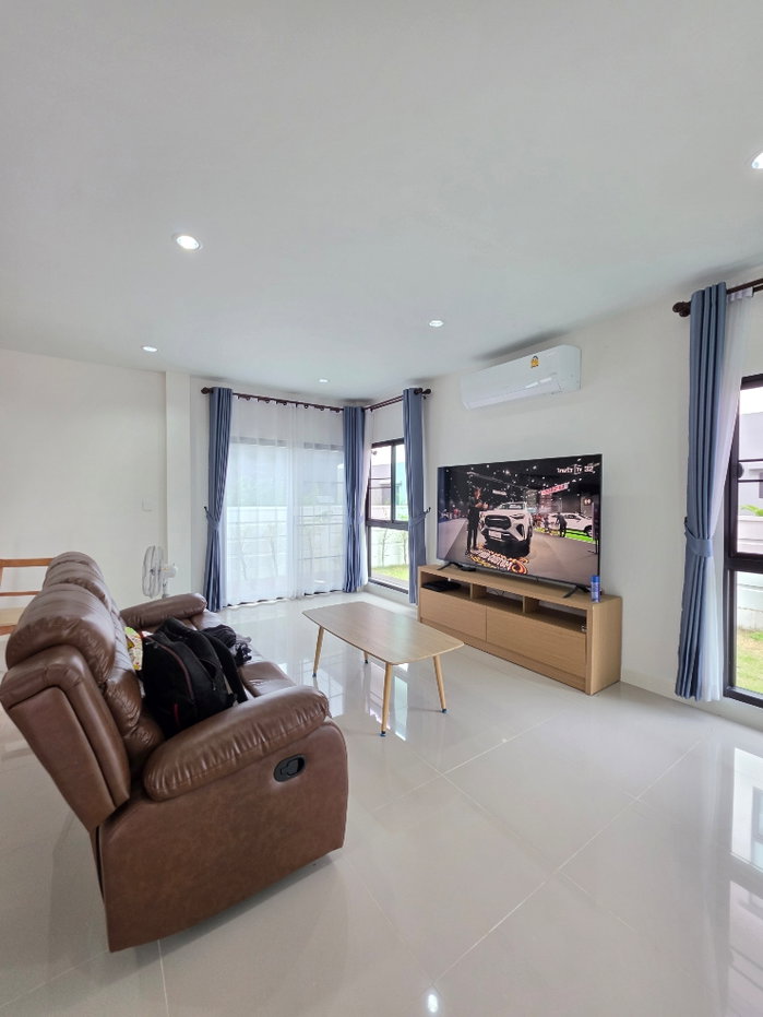 รูป บ้านใหม่ ในโครงการใหม่ 4ห้องนอน มีอ่างอาบน้ำ - รูปที่ 3/33