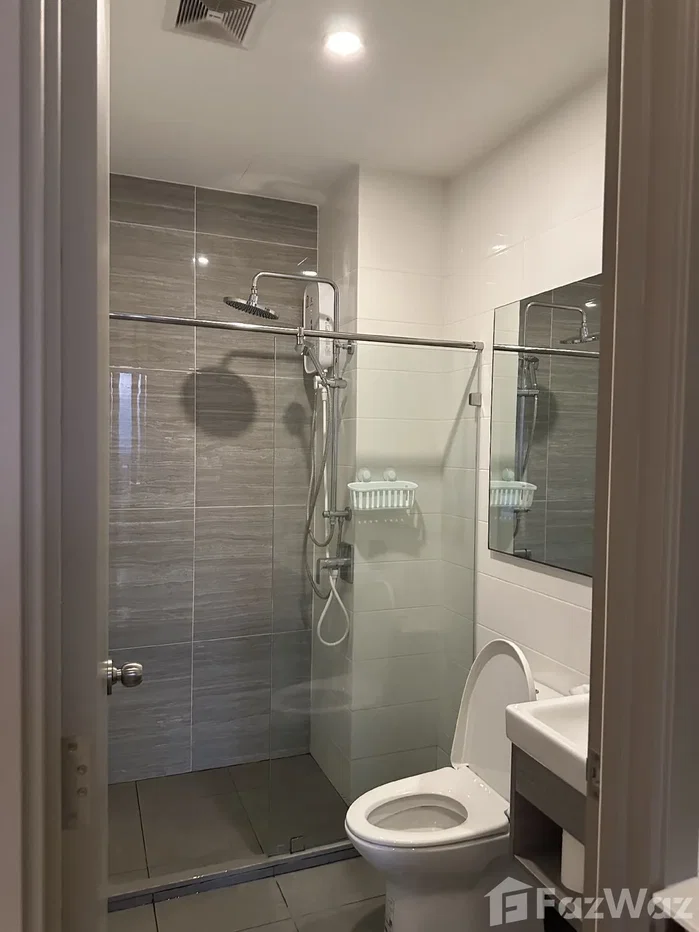 picture 🌟 High-End Bangkok Oasis: Smart 1-Bed + Flex Room at On Nut 6667601 - 12/19