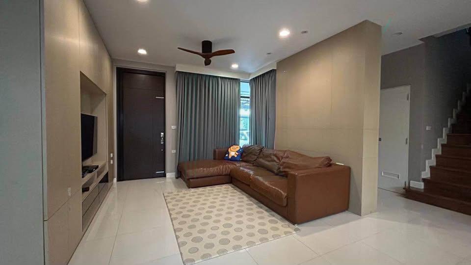 รูป 📌 ให้เช่าบ้านเดี่ยว 2 ชั้น มัณฑนา อ่อนนุช - วงแหวน 3 4 ห้องนอน 3 ห้องน้ำ - รูปที่ 3/8