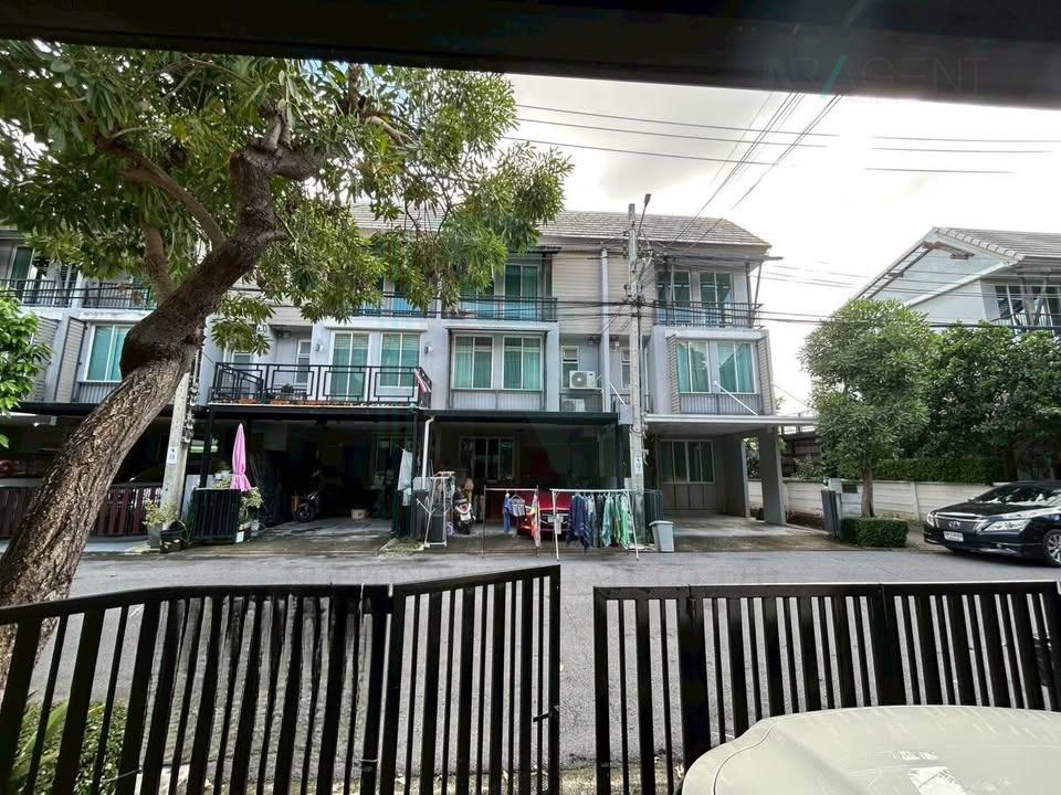 รูป 📌 ขายทาวน์โฮมโครงการ อารียา เดลี่ เกษตร-นวมินทร์ 3 ชั้น 3 ห้องนอน 4 ห้องน้ำ - รูปที่ 2/8