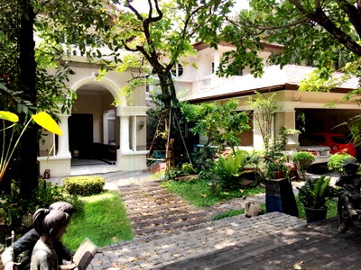 บ้านเดี่ยวให้เช่า : 📌 ให้เช่าบ้านเดี่ยว 2 ชั้น ลดาวัลย์ รามอินทรา กม.2 4 ห้องนอน 5 ห้องน้ำ