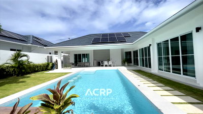 Houses for sale Hua Hin Bus Station : Luxury Modern Pool Villa for Sale: EEDEN LUXE Hua Hin - Thap Thai (00162290)
