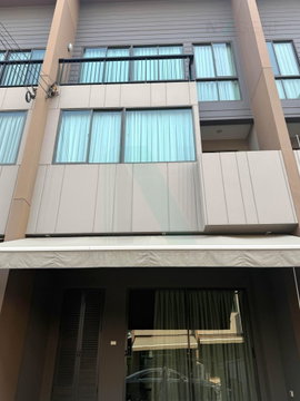 📌 ขายทาวน์โฮม โครงการ บ้านกลางเมือง บางนา-วงแหวน 3 ชั้น 3 ห้องนอน 3 ห้องน้ำ