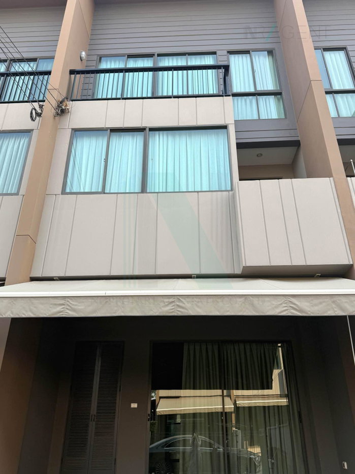 รูป 📌 ขายทาวน์โฮม โครงการ บ้านกลางเมือง บางนา-วงแหวน 3 ชั้น 3 ห้องนอน 3 ห้องน้ำ - รูปที่ 1/8