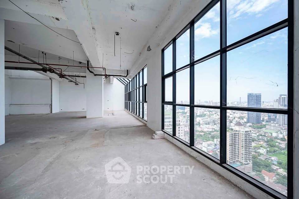รูป คอนโด 4 ห้องนอน 462 ตร.ม. Sathorn Gardens ใกล้ MRT Silom (ID 3182979) - รูปที่ 4/7