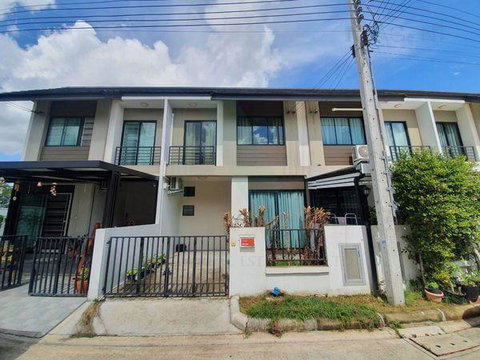 📌 ขายทาวน์เฮาส์ โครงการ เดอะ คัลเลอร์ส บางนา-วงแหวน 2 2 ชั้น 2 ห้องนอน 2 ห้องน้ำ