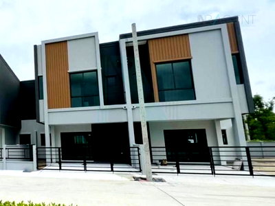 บ้านเดี่ยวให้เช่า : 📌 ให้เช่าบ้านแฝด 2 ชั้น พลีโน่ สุขุมวิท - บางนา 2 3 ห้องนอน 3 ห้องน้ำ