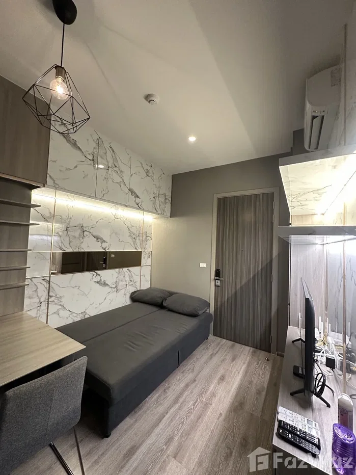picture 🌟 High-End Bangkok Oasis: Smart 1-Bed + Flex Room at On Nut 6667601 - 5/19