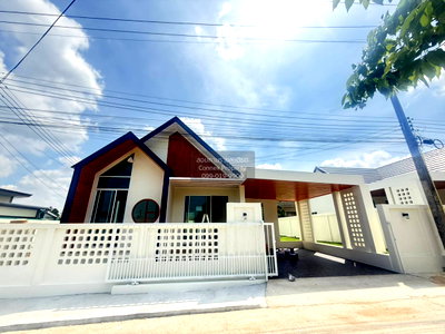 Houses for sale : For Sale House , Petchkanchana Vllage , Takhian Tia , Bang Lamung , Chon Buri , CX-155063 ✅ Live chat with us ADD LINE @connexproperty ✅