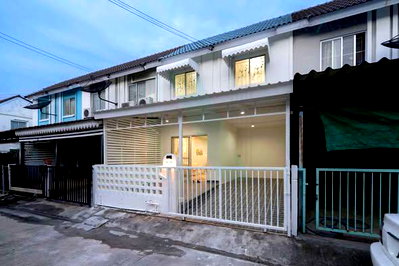 ขายทาวน์โฮม : 📌 ขายทาวน์เฮาส์ โครงการ บ้านพฤกษา 74/1 ศรีนครินทร์-เทพารักษ์ 2 ชั้น 3 ห้องนอน 2 ห้องน้ำ