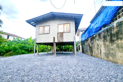 Houses for rent วิทยาลัยสิ่งแวดล้อม : .For rent, house with land, 1 bedroom, 0 bathroom, BTS Phahonyothin 59 1.5 km. CJ MORE 40 sq m. 100 sq m. Phahonyothin 44-50 BTS Sai Yut 1.5 km.