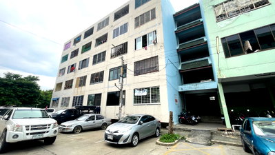 ขายคอนโด : ขาย! ห้องพักเคหะชุมชนร่มเกล้า ชั้น 1 กว้างขวาง เดินทางสะดวก