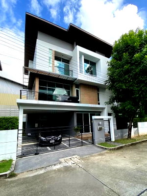 บ้านเดี่ยวให้เช่า : 📌 ให้เช่าบ้านเดี่ยว 3 ชั้น เนอวานา บียอนด์ ไลท์ พระราม 9 3 ห้องนอน 4 ห้องน้ำ