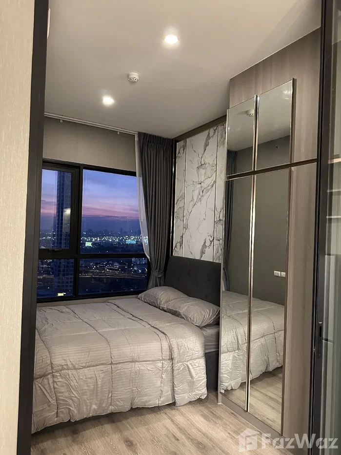 picture 🌟 High-End Bangkok Oasis: Smart 1-Bed + Flex Room at On Nut 6667601 - 3/19