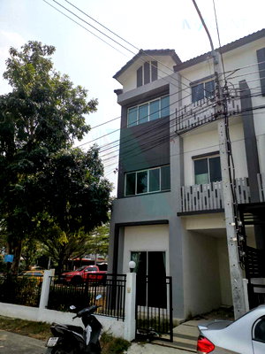 Townhouses for sale : 📌 For Sell Town house LIO NOV DONMUEANG-JANGWATTANA 2-story 3 bedroom 3 bathroom